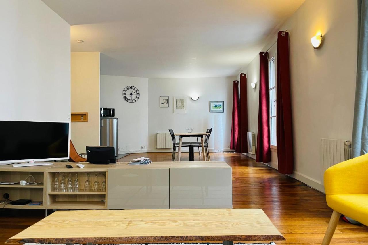 Apartmán The Magnificent Bordeaux Loft In The Hyper-Center Of Tours Exteriér fotografie